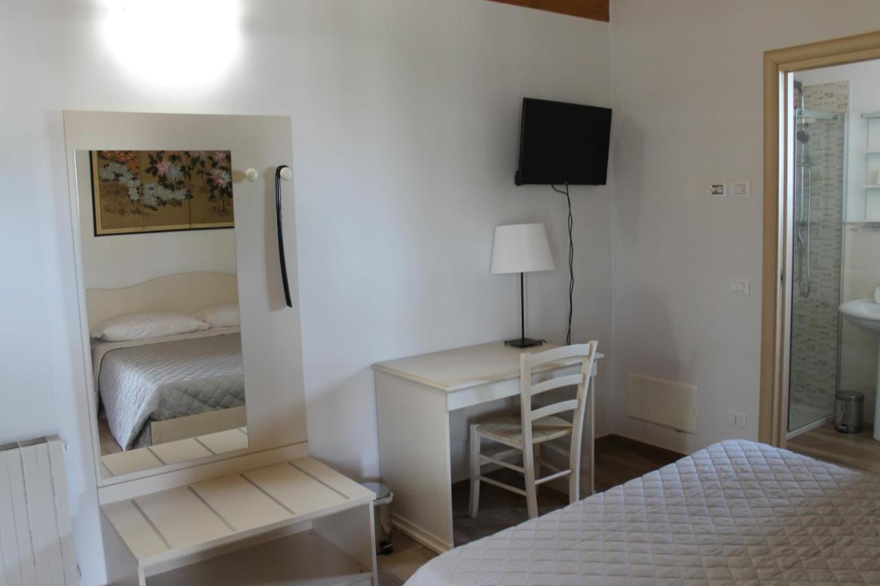 Corte Nuova B&B Bagnolo San Vito ภายนอก รูปภาพ
