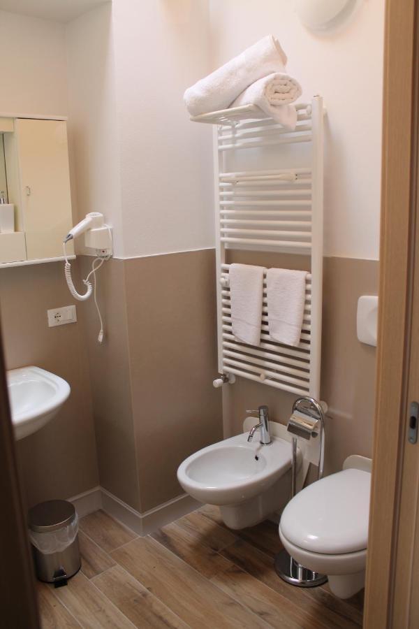 Corte Nuova B&B Bagnolo San Vito ภายนอก รูปภาพ
