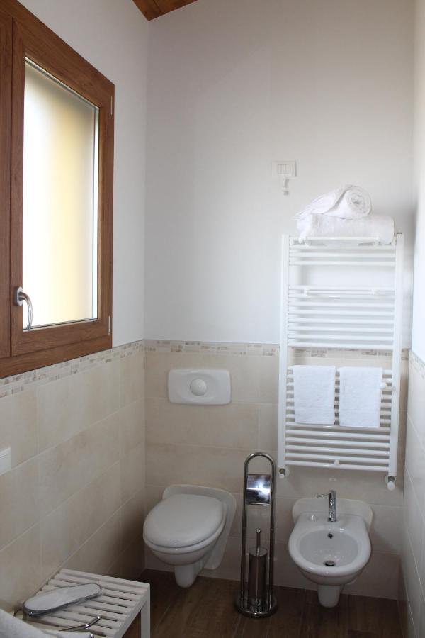 Corte Nuova B&B Bagnolo San Vito ภายนอก รูปภาพ